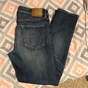 America Eagle Straight jeans